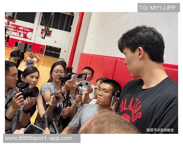 杨瀚森分享捕捉关键词的技巧错误猜测也能促进队友沟通与默契